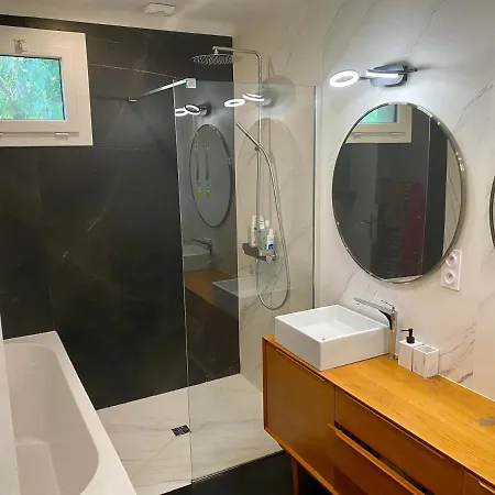 别墅 La Garonne Avec Piscine