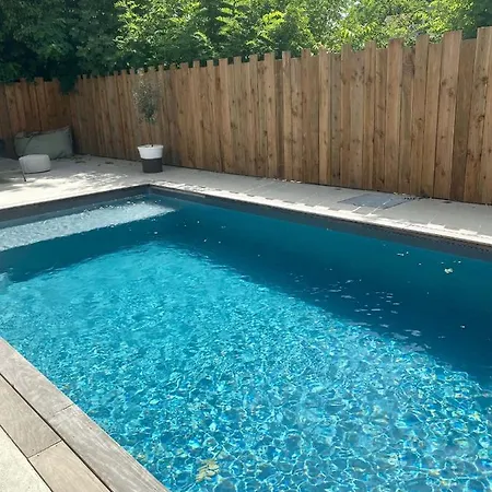 ヴィラ La Garonne Avec Piscine *